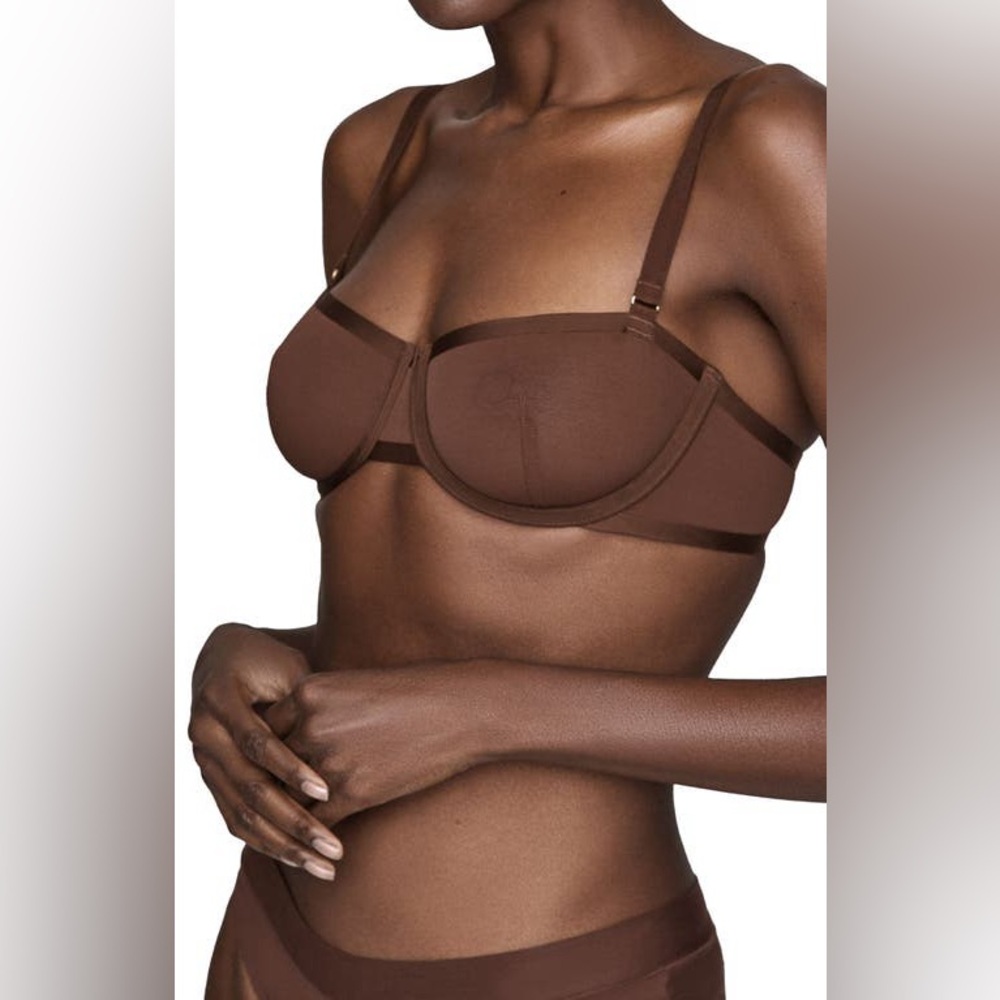 New CUUP Mesh Balconette Bras 32B